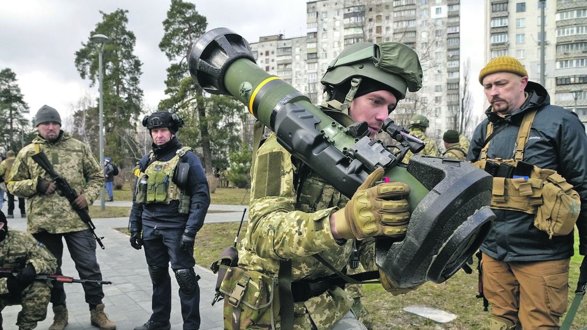 Země NATO slíbily Kyjevu rychlou dodávku protivzdušných střel a systémů